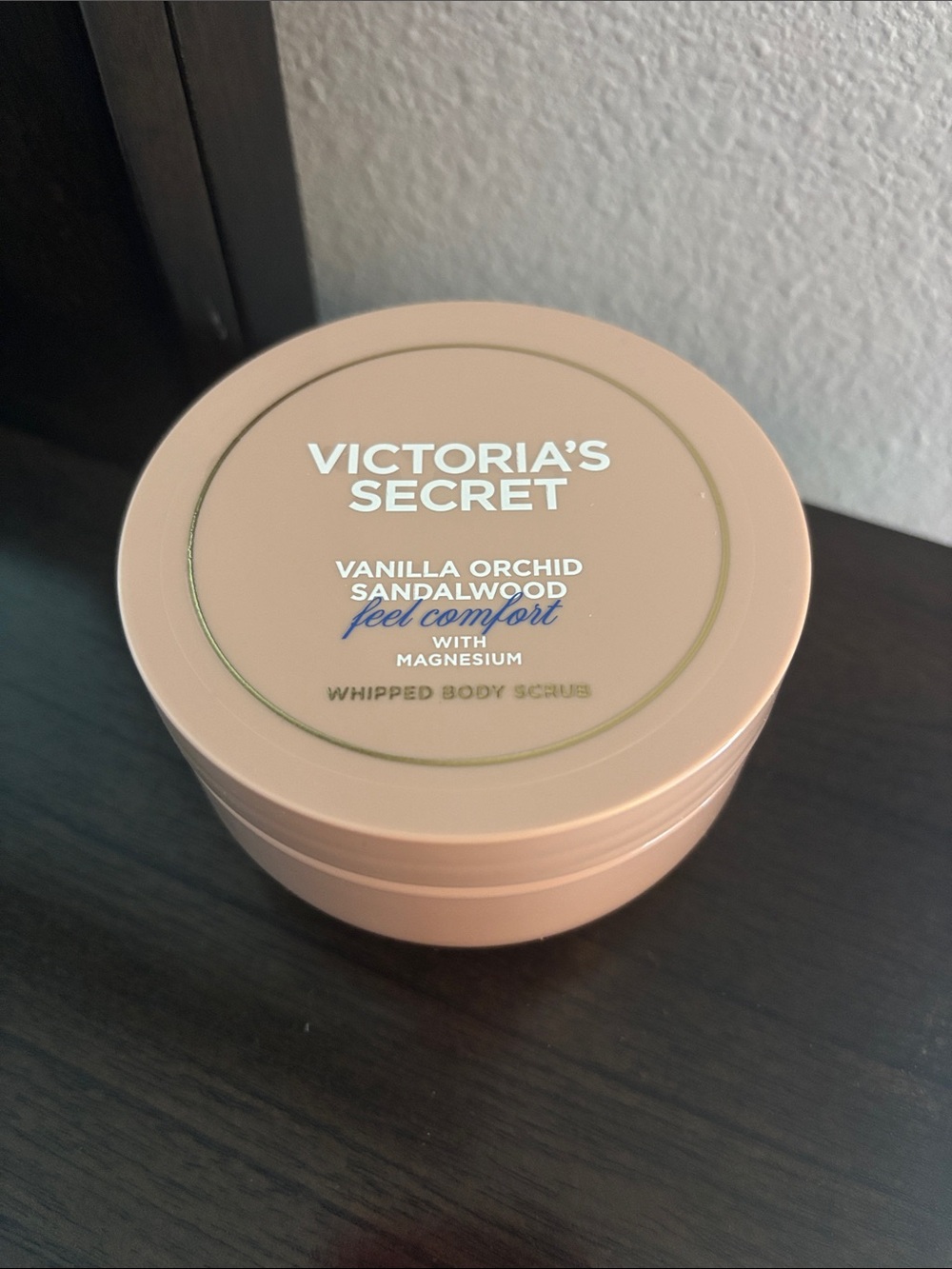 Victoria's Secret Whipped Body Scrub sandalwood vanilla